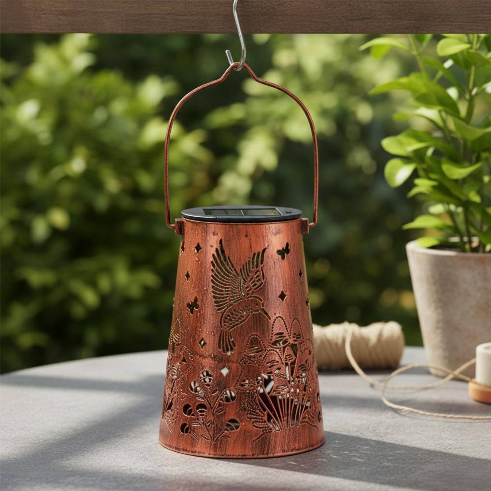 花柄ガーデンランタンパターンガーデン照明器具自動オン/オフ錬 - Hanging Outdoor Lighting のレビューと価格
